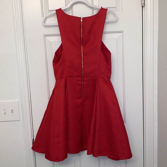 Lulu’s red dress size L - Picture 2 of 3